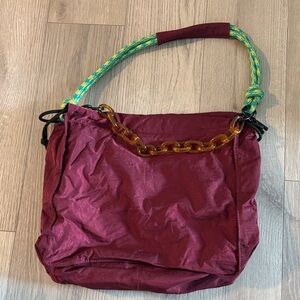 Rotunda Burgundy Shoulder Bag with Green rope Handle and tortoise strap